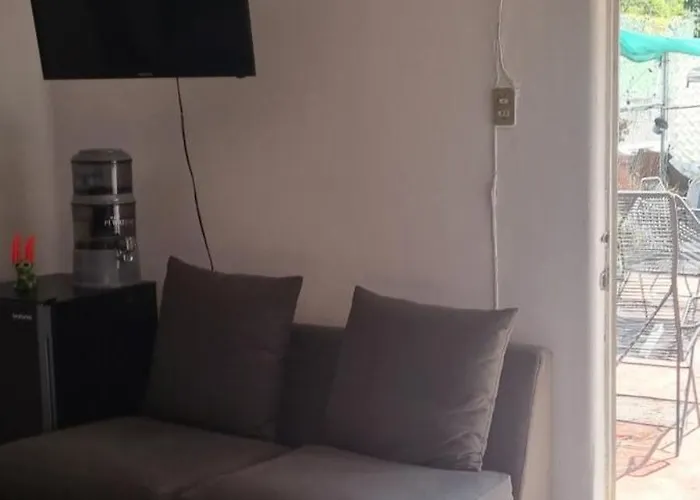 Alcoba Con Terraza Apartamento *